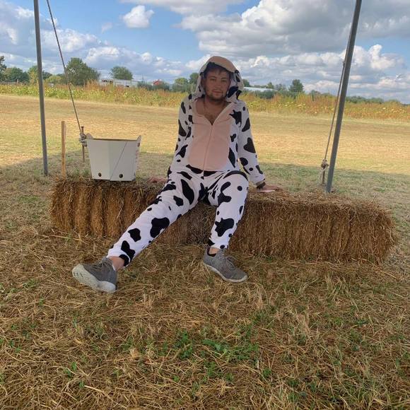 Meet your Posher, Michael - Picture 1 of 1